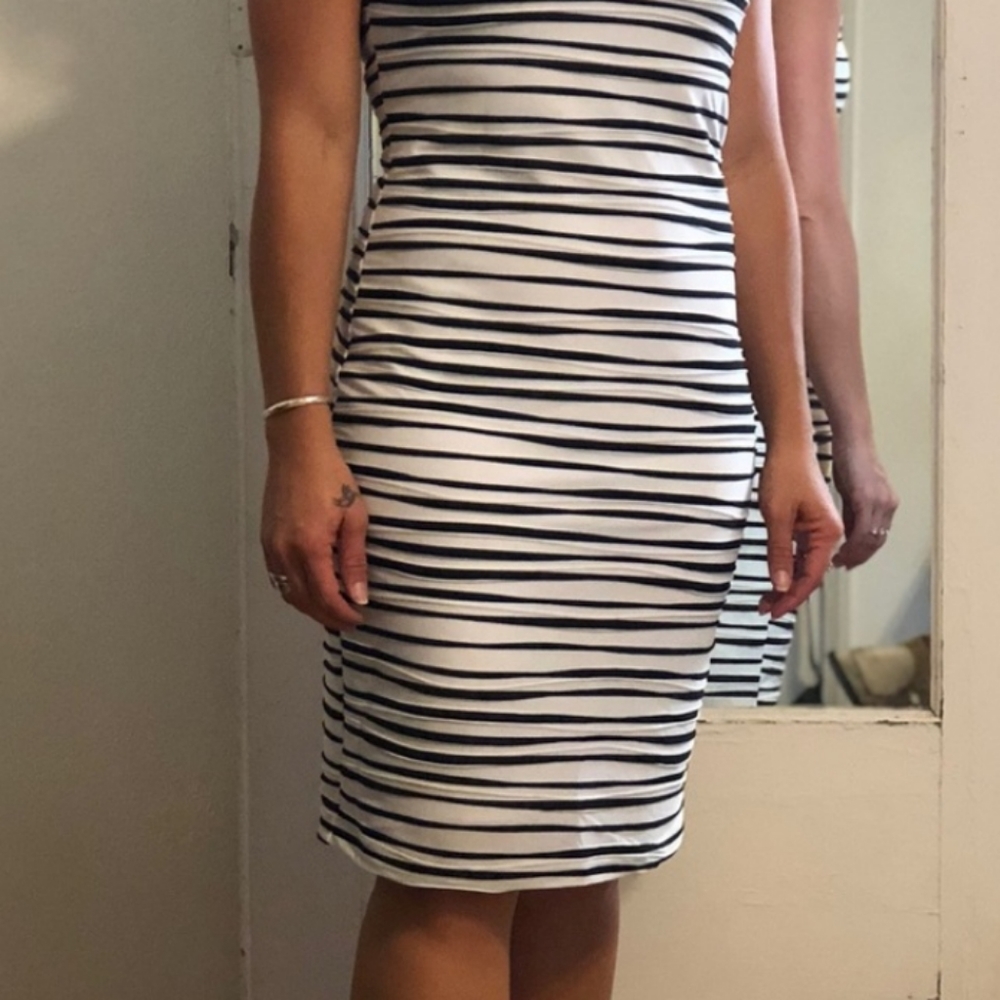 💋 CALVIN KLEIN : BLACK && WHITE TEXTURED DRESS